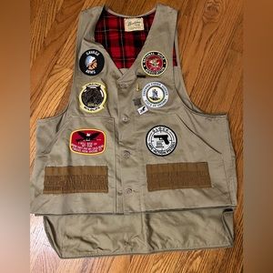 Rare Find Vintage Duxbak Utica New York  hunting shooting vest. Veteran Treasure